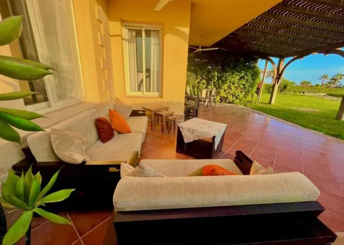 5br Private Garden & Access In *