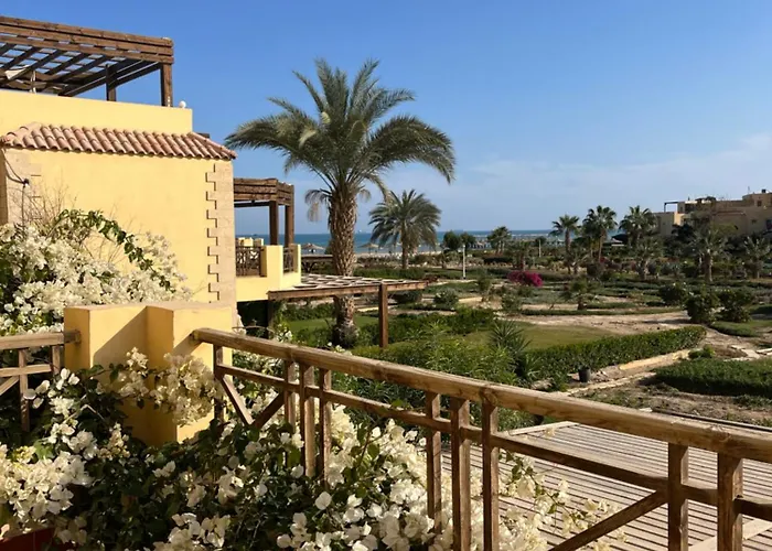 5br Private Garden & Access In Ajn-Szuhna